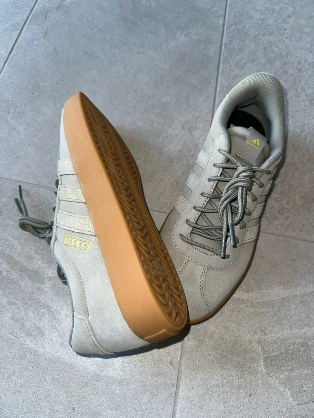 adidas low profile